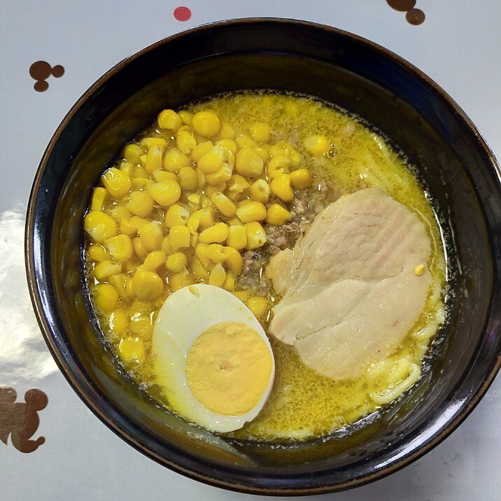 北海道へ行った気分で♪♪味噌バターコーンラーメン